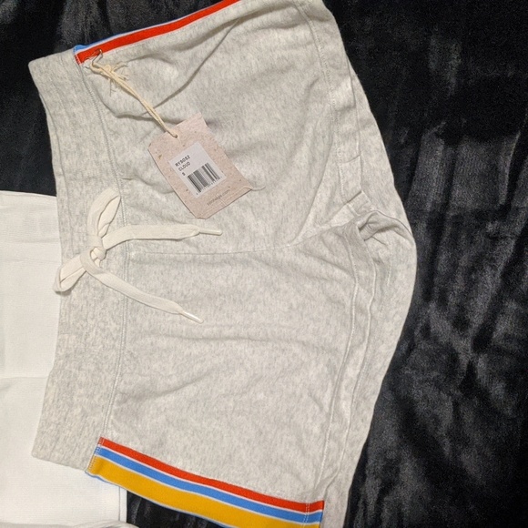 PJ Salvage Lounge Shorts & Topshop T-shirt (curated set) - Picture 5 of 6